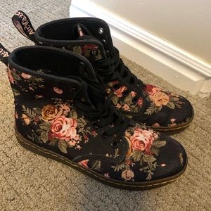 LIMITED EDITION DR. MARTENS